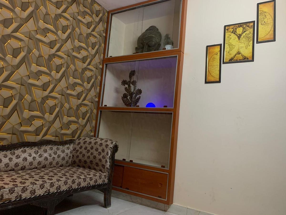 Privyrooms Gorakhpur Kültér fotó