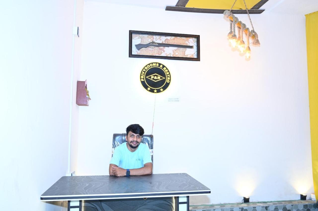 Privyrooms Gorakhpur Kültér fotó