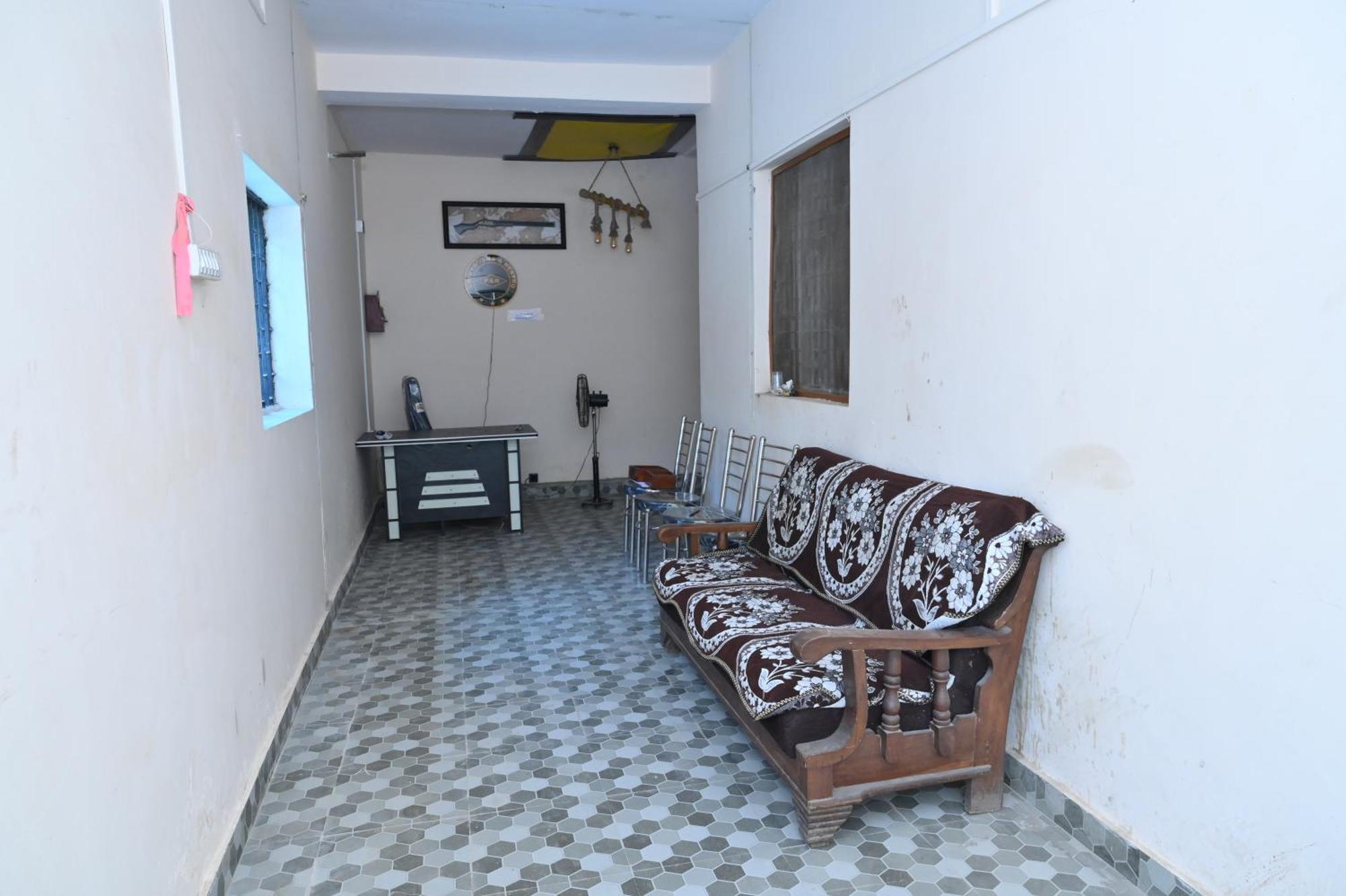 Privyrooms Gorakhpur Kültér fotó